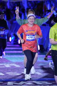 BIB: 143, 4791
                            <button type="button" onclick="openModal(26224577)" class="btn btn-primary btn-sm float-right btn-popup" data-toggle="modal" data-target=".modal-high-quality">
                        <i class="fas fa-shopping-cart"></i> Add to Cart
                    </button>
                                            <button type="button" onclick="isThisMe(26224577, true)" class="btn btn-success btn-sm float-right btn-popup btn-isme hidden" data-toggle="tooltip" data-placement="bottom" title="นี่คือรูปของคุณใช่ไหม คลิกที่นี่เพื่อเอาเข้าอัลบั้ม">
                        <i class="fas fa-plus"></i> Add to album
                    </button>
                    <button type="button" onclick="isThisMe(26224577, false)" class="btn btn-warning btn-sm float-right btn-popup btn-isnotme hidden">
                        <i class="fas fa-ban"></i> Remove from album
                    </button>